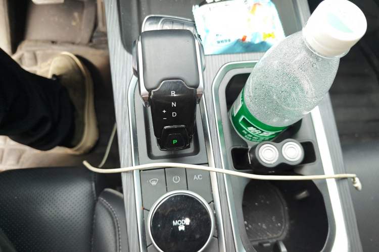 Used Chery Explore 06 2023 YUEYE Edition 1.6T Four-Wheel Drive Adventure Gear Lever