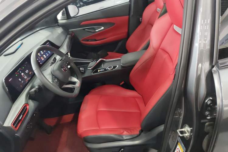 Used Changan UNI-T 2020 1.5T Prestige Version
