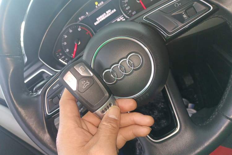 Used Audi A4L 2019 40 TFSI Ambition Version China V