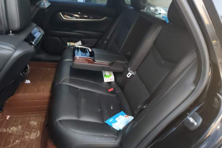 Used Cadillac XTS 2013 28T Luxury Model
