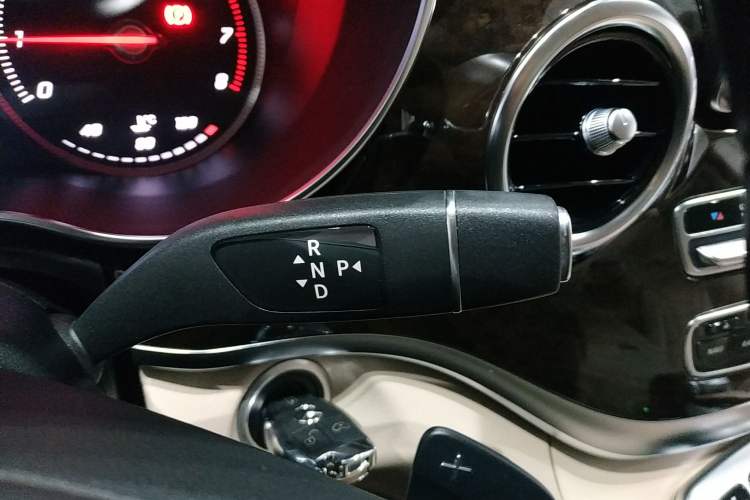 Used Mercedes-Benz V-Class 2017 V 260 Prestige Edition
