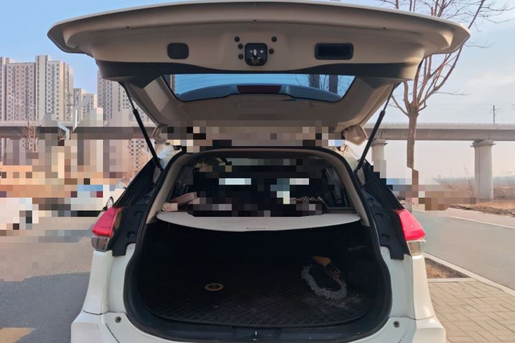 Used Nissan X-Trail 2022 2.0L Two-Wheel Drive Smart Connect Premium Edition