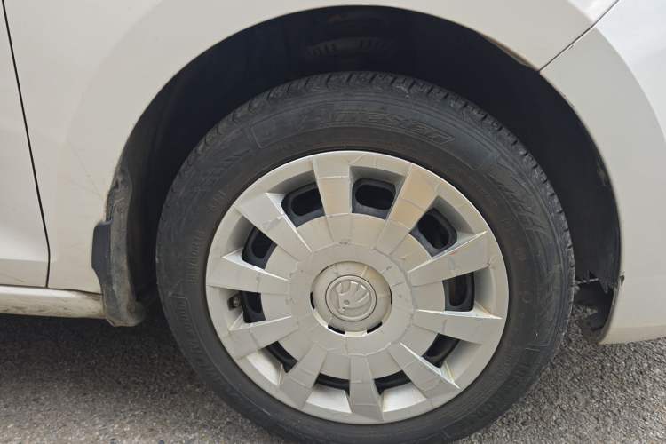 Used Skoda Rapid Spaceback 2014 1.6L Automatic Enjoyment Edition