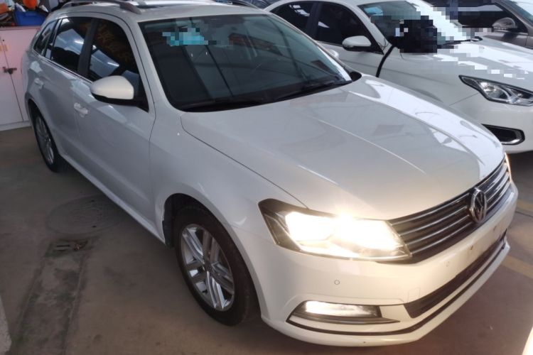 Used Volkswagen Gran Lavida 2015 1.6L Automatic Comfort Edition Exterior 1