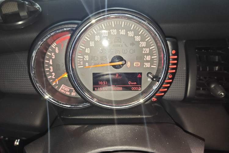 Used MINI 2014 1.5T COOPER Excitement
