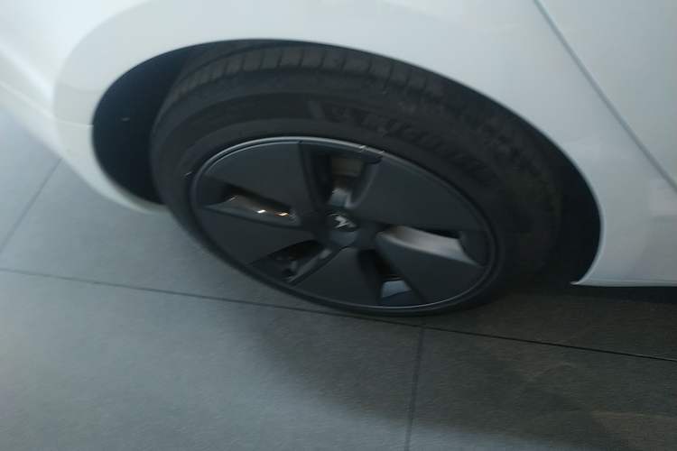 Used Tesla Model 3 2022 Rear-Wheel-Drive Version
