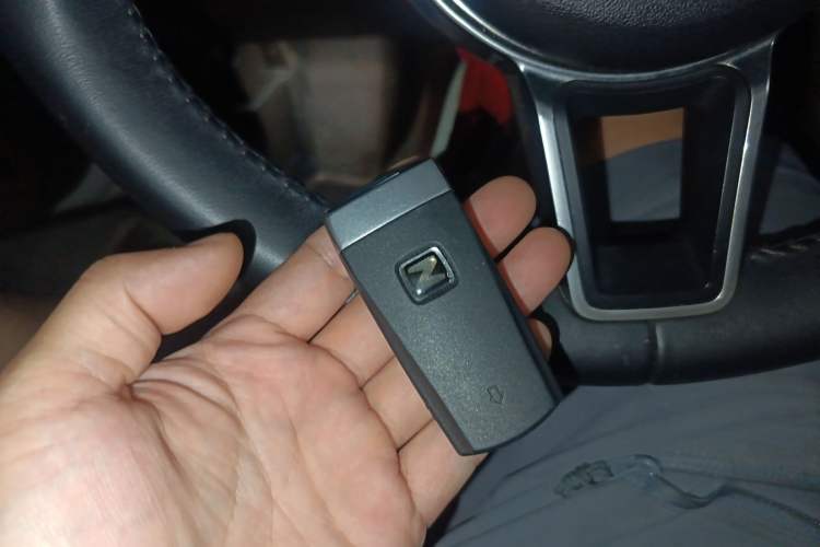 Used Zotye T700 2017 1.8T Dual-Clutch Luxury Model
