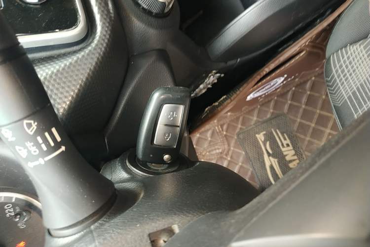 Used Nissan Kicks 2020 1.5L XL CVT Cool Enjoyment Edition Interior 1