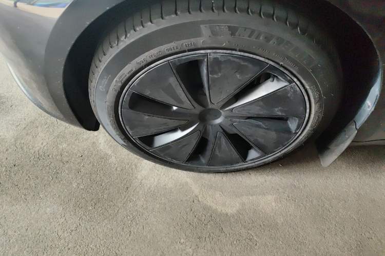 Used Tesla Model 3 2023 Rear-Wheel-Drive Version