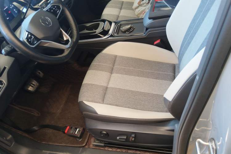 Used Volkswagen ID.4 CROZZ 2024 Revised Version PURE+ Left Front Seat