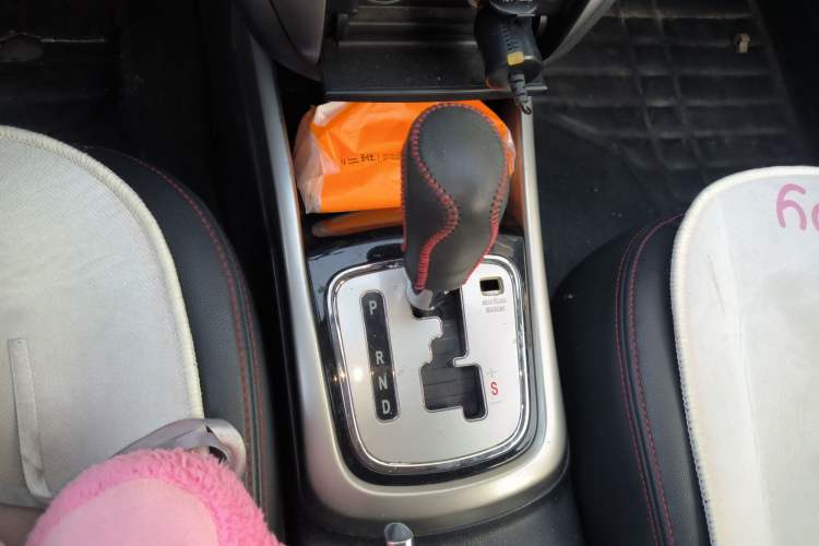 Used CHANGAN Eado 2015 1.6L Automatic Luxury Model
