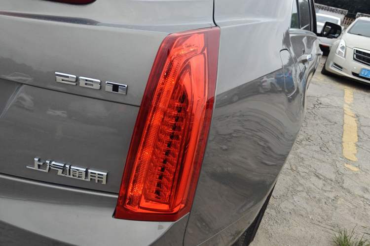 Used Cadillac ATS-L 2017 28T Tech Edition Right Rear Taillight