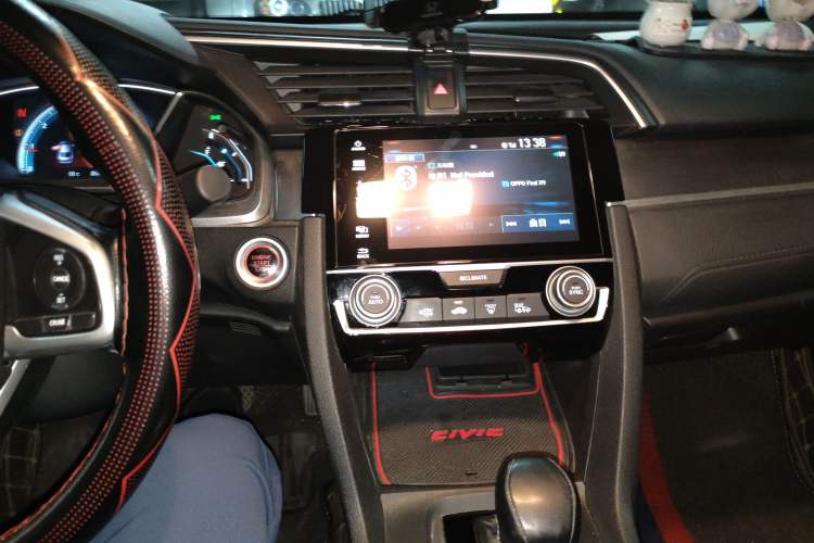 Used Honda Civic 2016 220TURBO CVT Prestige Edition
