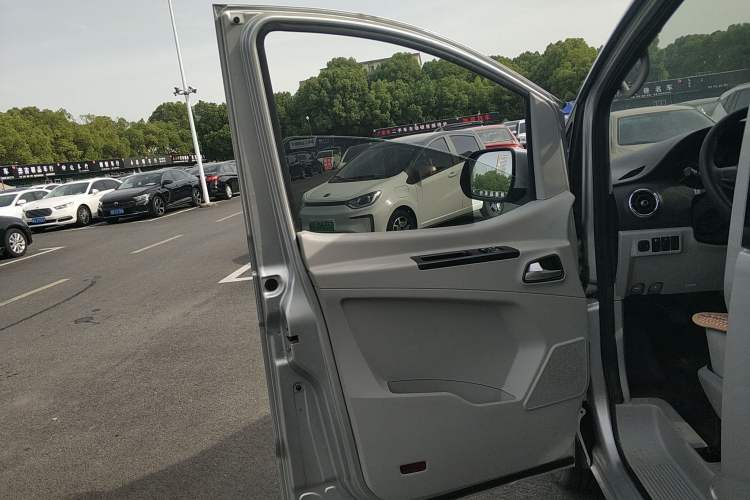 Used JAC Refine M3 2021 PLUS IKEA High-Power Edition 1.5T Luxury Model
