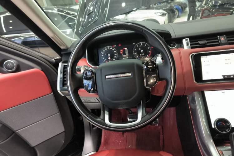 Used Land Rover Range Rover Sport 2022 3.0 L6 YAO Black Edition
