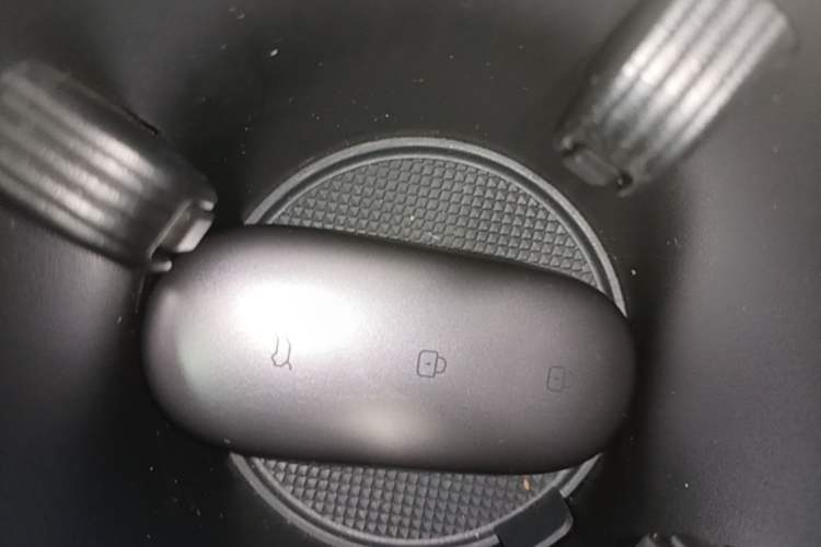 Used Li Auto L8 2024 Ultra Model
