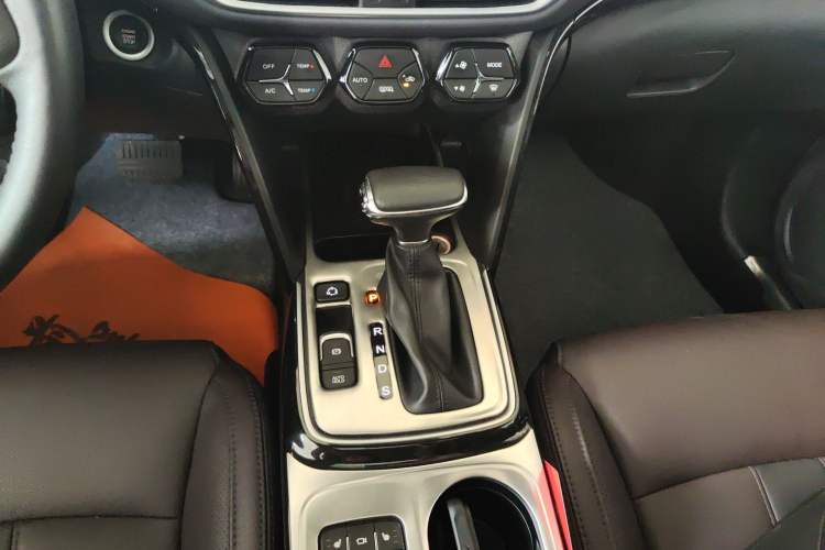 Used GAC Trumpchi GS4 2018 235T Automatic Two-Wheel Drive Luxury Smart Connectivity Version
