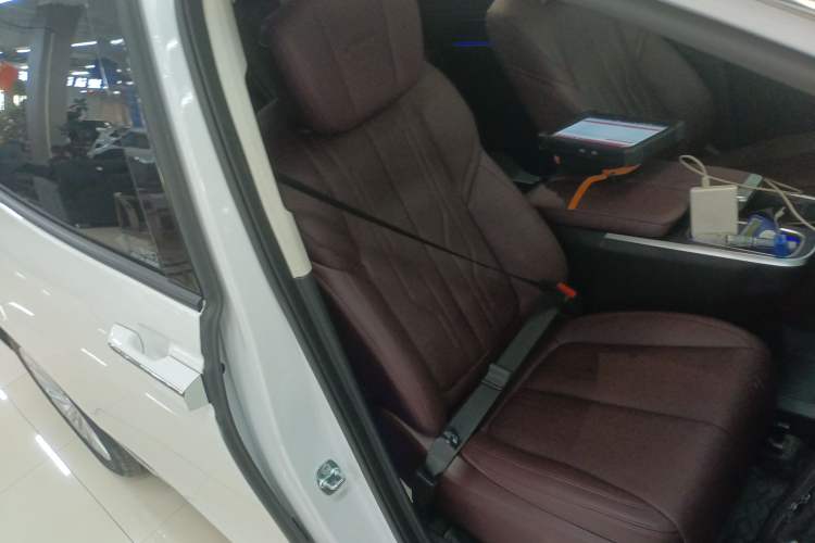 Used Buick Century 2025 2.0T Six-Seater YinShi Edition
