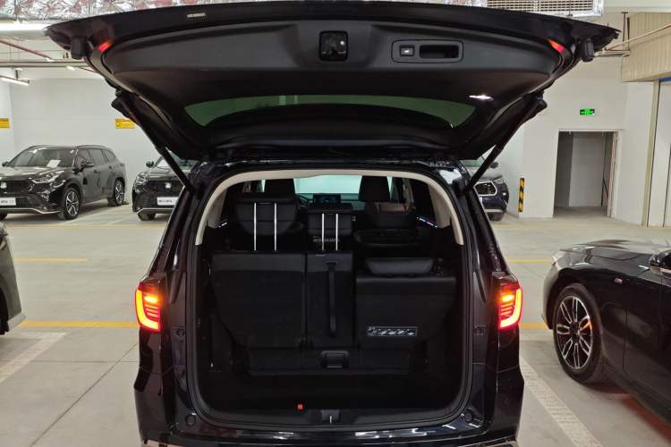 Used Honda Odyssey 2024 2.0L eHEV Sharp·Luxury Edition