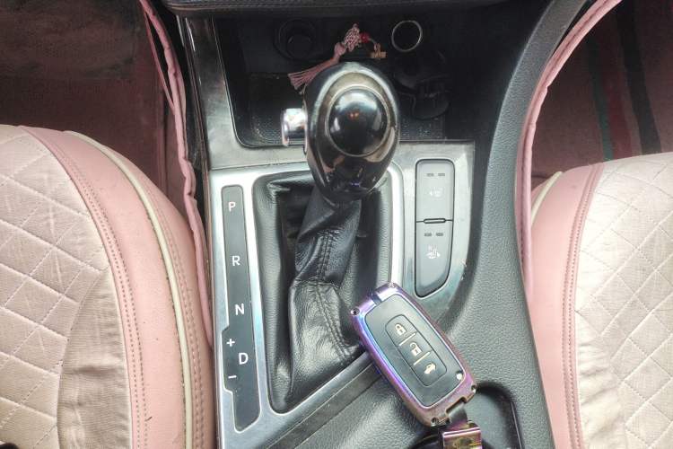 Used Kia K5 2011 2.0L Automatic DLX