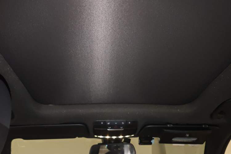 Used Mercedes-Benz GLC 2016 GLC 200 4MATIC Headliner