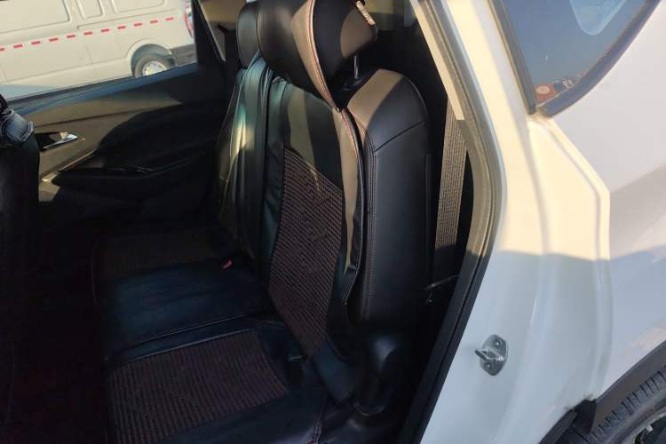 Used Chevrolet Orlando 2019 Redline 530T Automatic Enjoyment Version (5+2 Seating) China VI
