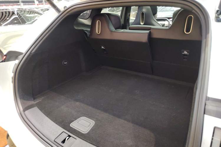 Used Avatr 07 2024 Pro+ All-Electric Version Trunk