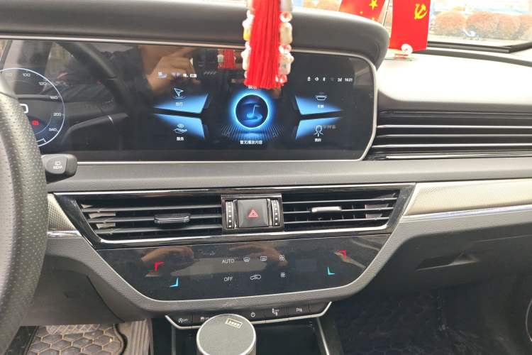 Used Hongqi HS5 2022 Revised Version 2.0T Smart Connect Flagship Edition