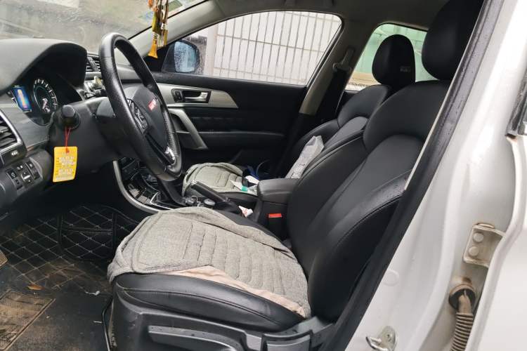 Used Haval H2 2016 Red Label 1.5T Automatic Two-Wheel Drive Elite Model
