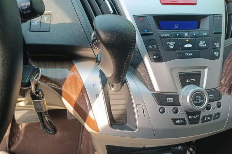 Used Honda Odyssey 2014 2.4L Elite Edition Gear Lever