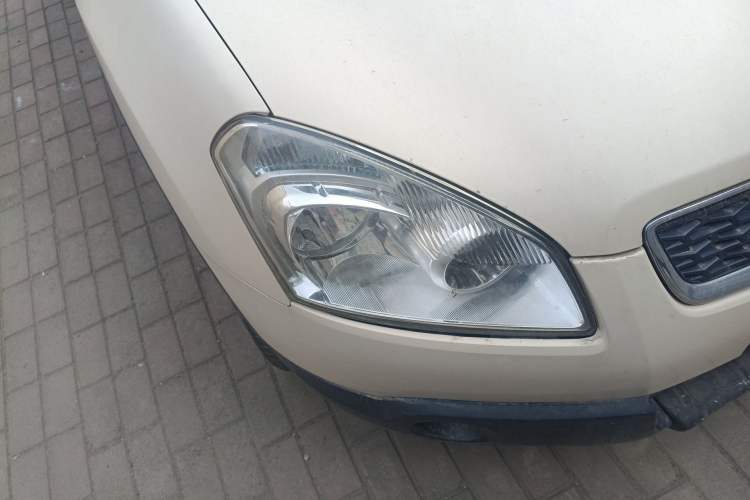 Used Nissan Qashqai 2011 2.0 XV Lea CVT 2WD Right Front Headlight