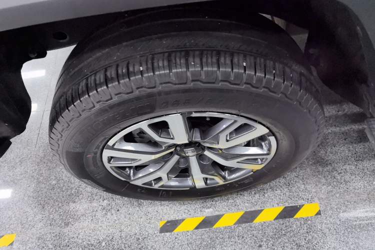 Used Tank 300 2024 2.0T Crosser Right Rear Wheel Hub