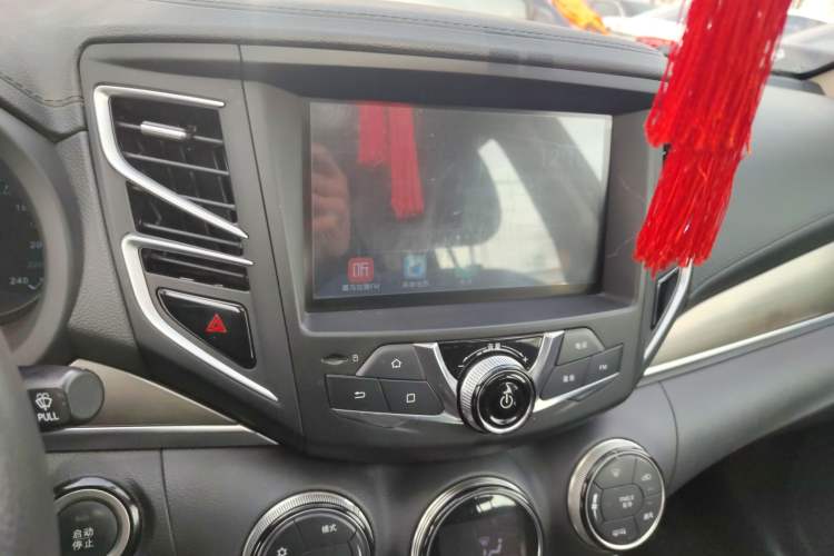 Used BYD Song 2017 Gaishe Upgrade Edition 1.5TID Automatic Elite Model
