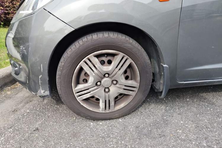 Used Honda Fit 2011 1.3L manual Comfort version
