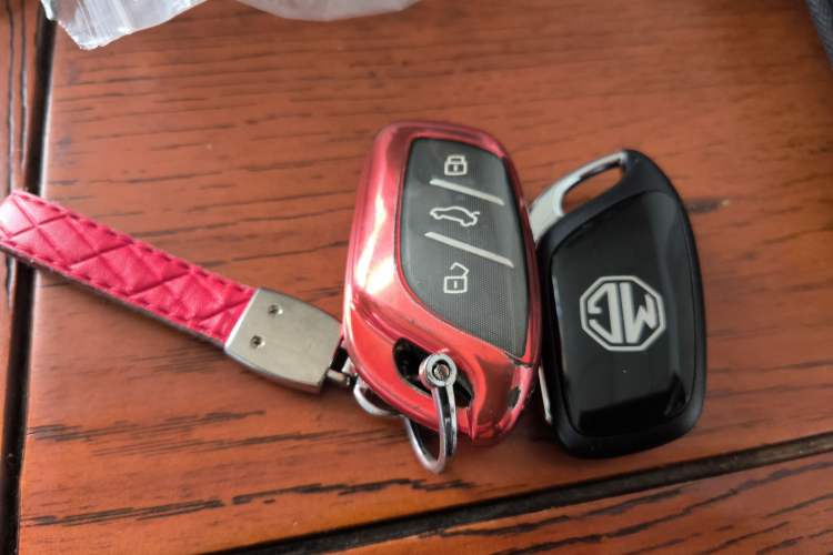 Used MG 5 2023 180 DVVT CVT Luxury Edition
