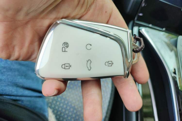 Used Dongfeng Aeolus Mage 2023 DH-i 1.5T Luxury Edition