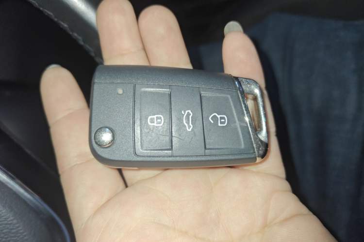 Used Volkswagen Tiguan L 2021 330TSI Automatic Two-Wheel Drive Smart Edition Interior 1