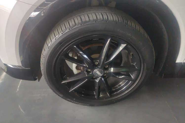 Used Audi Q2L 2021 35 TFSI Progressive Dynamic Edition