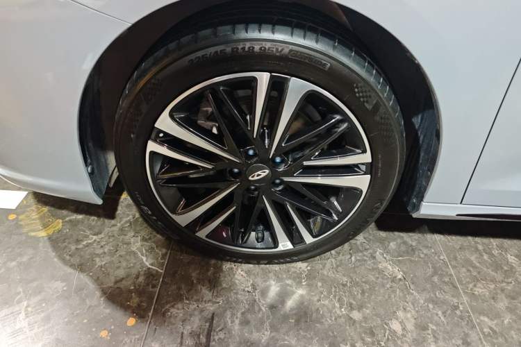 Used Chery Arrizo 8 PRO 2025 Model Pro 2.0T Luxury Version
