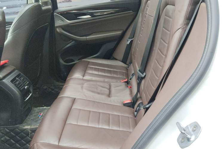 Used BMW X3 2018 xDrive28i M Sport Package China VI Left Rear Seat