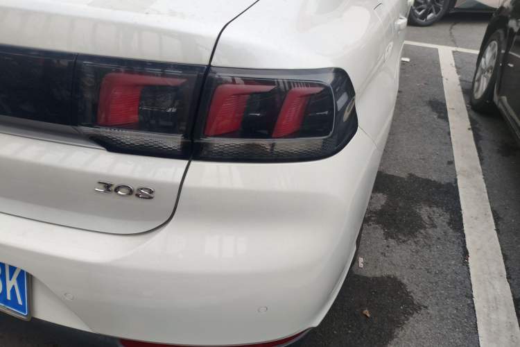 Used Peugeot 308 2019 1.6L Automatic Luxury Version China V Standard Right Rear Taillight