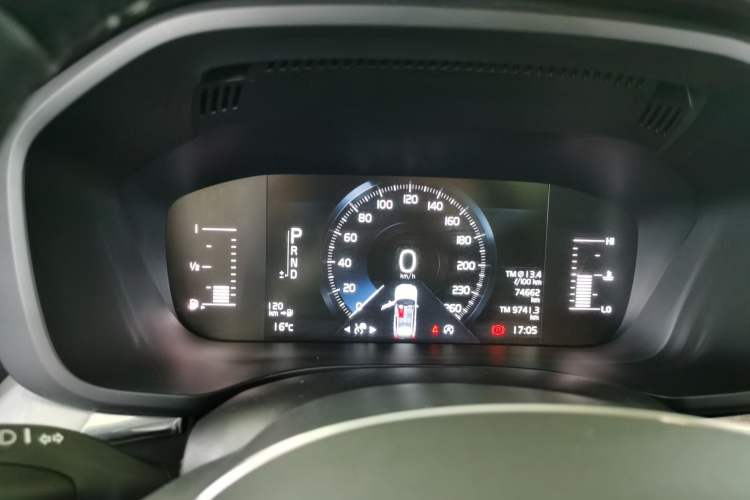 Used Volvo XC60 2020 T5 4x4 Zhiyi Luxury Edition
