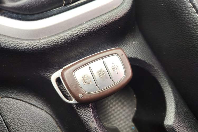 Used Hyundai ix25 2017 1.6L Automatic Smart Version