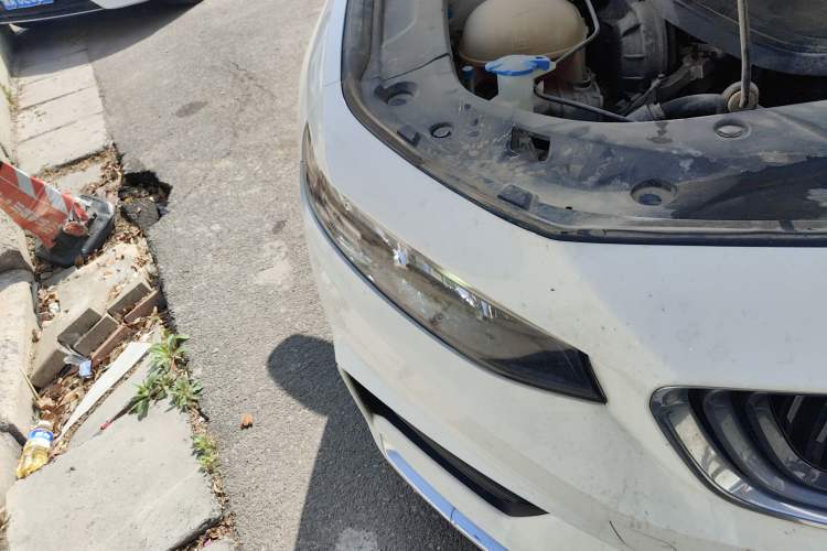 Used Geely Auto Preface 2021 2.0TD Elite Edition Right Front Headlight