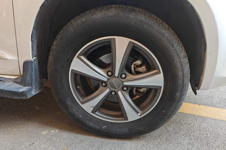 Used Haval H6 2016 Upgraded Model 1.5T Manual Two-Wheel Drive Elite Version