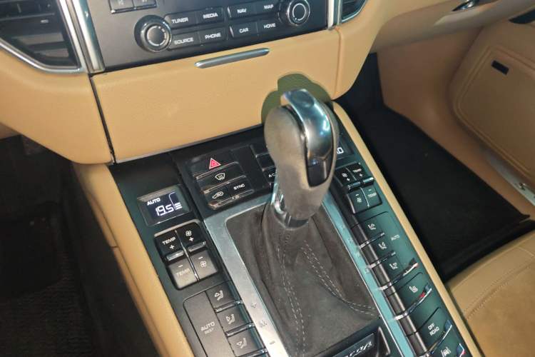 Used Porsche Macan 2017 Macan S 3.0T Gear Lever