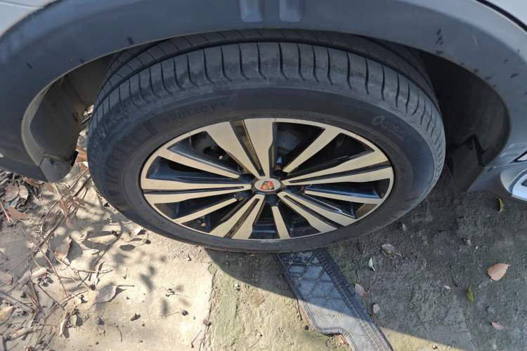 Used Roewe RX5 New Energy 2017 ERX5 EV400 Electric Internet Supreme Edition