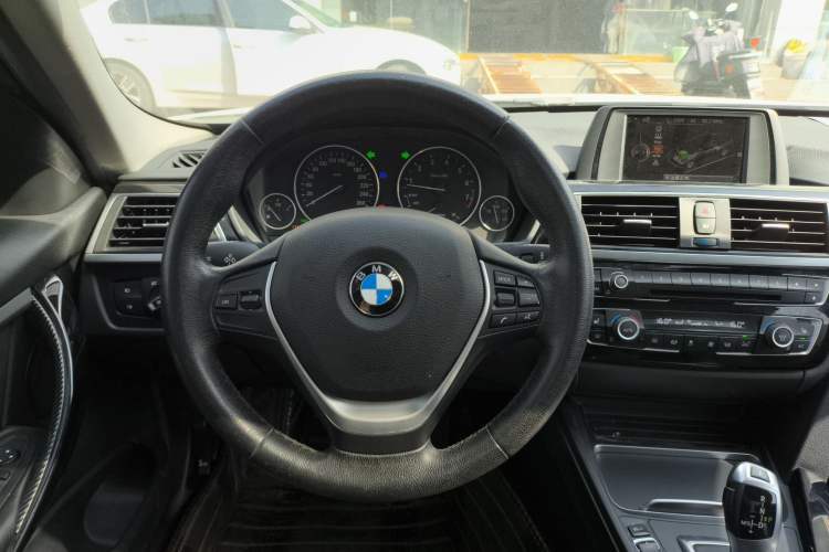 Used BMW 3 Series 2017 320Li xDrive Fashion Model