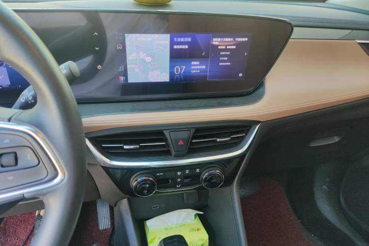 Used Buick Encore PLUS 2023 Smart Fun Edition