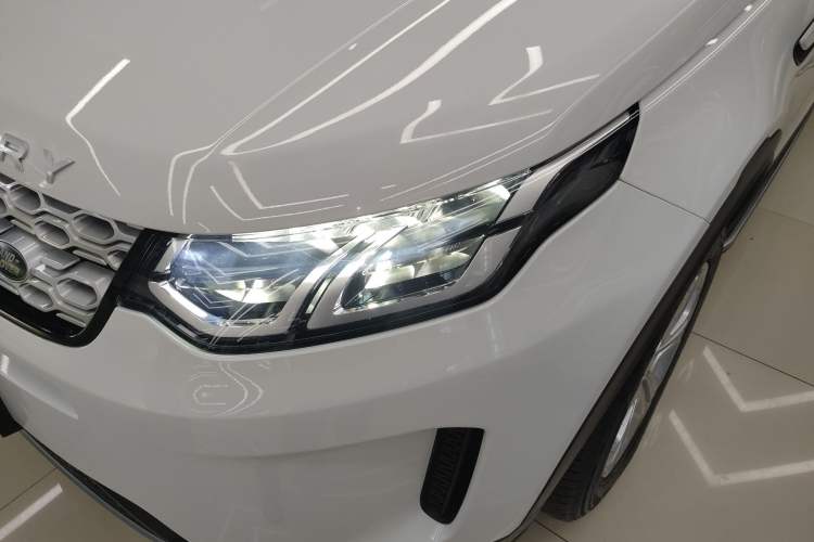 Used Land Rover Discovery Sport 2020 200 PS Family Edition Left Front Headlight